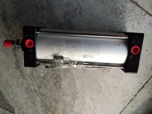 250*200氣缸大氣缸 氣缸配件 訂制加工氣缸笠志環(huán)保