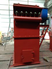 花板 風(fēng)機(jī) 除塵布袋 骨架 電磁脈沖閥配電柜笠志環(huán)保均有售
